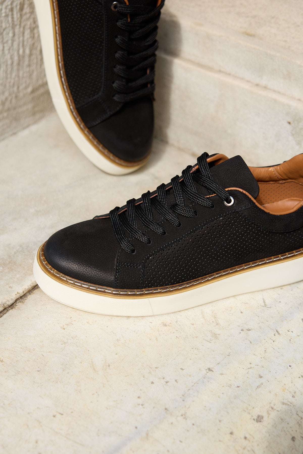 LUZERO SİYAH NUBUK %100 HAKİKİ DERİ DELİKLİ ERKEK SNEAKER AYAKKABI