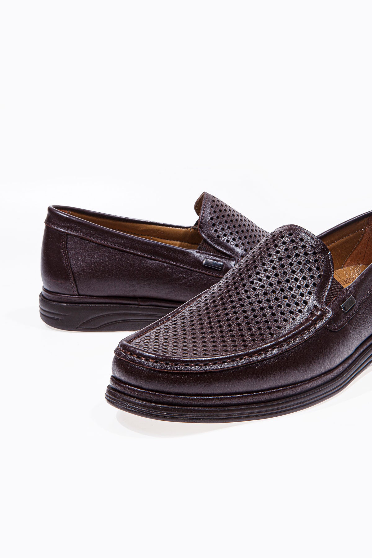 FUSION KAHVERENGİ HAKİKİ DERİ DELİKLİ COMFORT ERKEK AYAKKABI