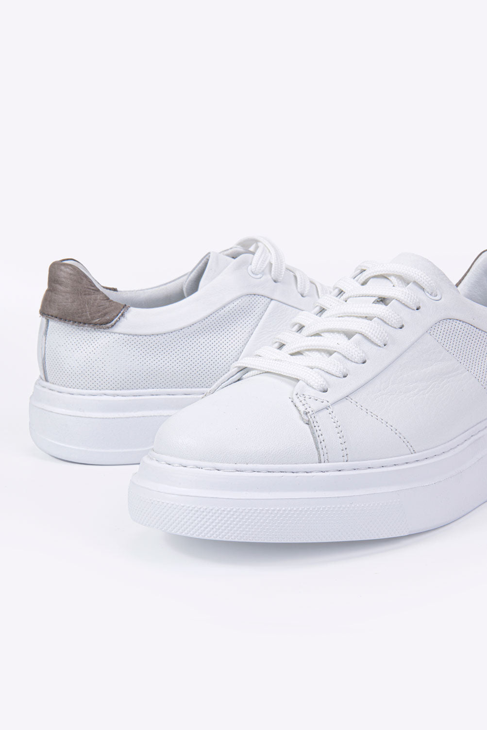 VOLT BEYAZ % 100 HAKİKİ DERİ ERKEK SNEAKER AYAKKABI