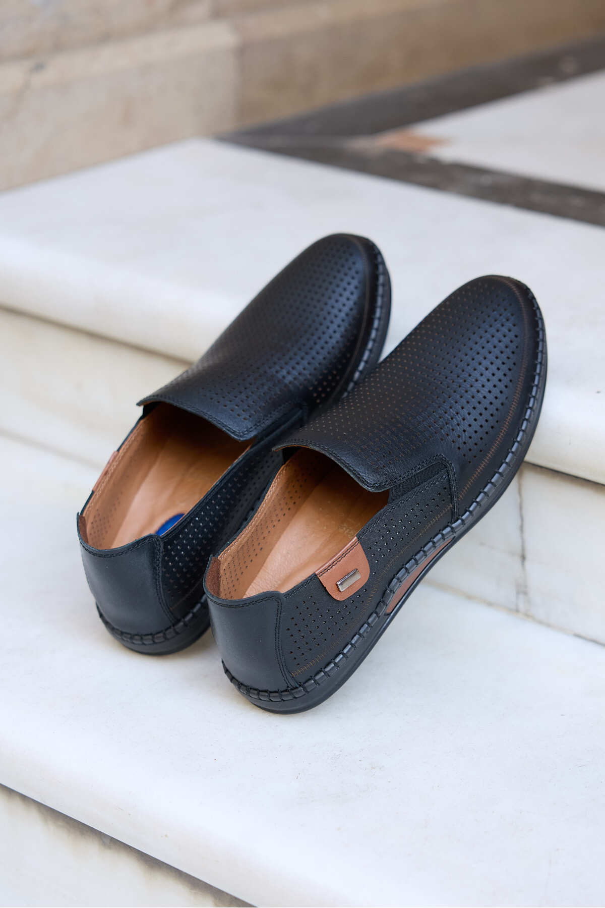 Apex Siyah Deri Delikli Comfort Erkek Ayakkabı